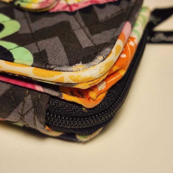 Vera Bradley Black Floral Quilted Wristlet - Picture 6 of 13